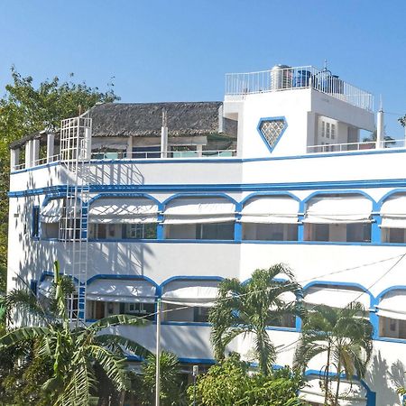 Island Jewel Inn Manoc-Manoc Exterior photo